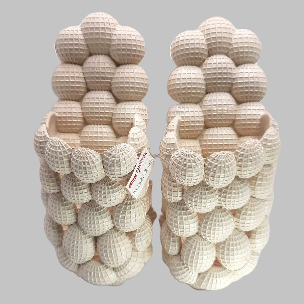 Charles Albert Bubbles Natural Slippers Massage Spa Golf Slides Textured Unisex